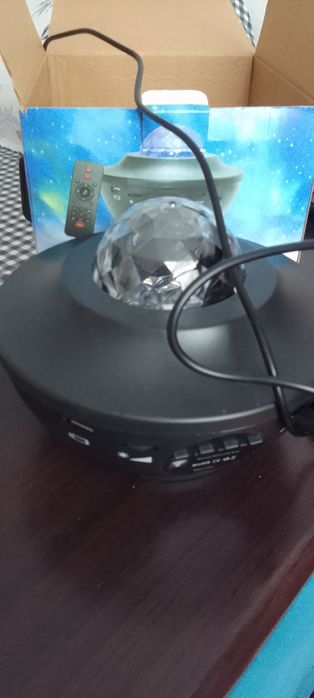 Proiector cameră led cu telecomanda