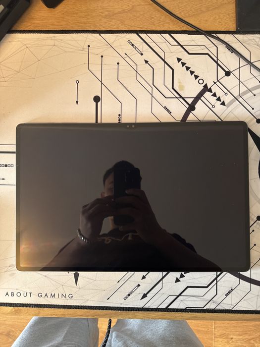Vând Samsung Galaxy Tab S8 Ultra 5G – 128 GB  Vând tabletă Samsung Galaxy Tab S8 Ultra 5G, în stare foarte bună