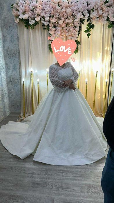 Продается свадебное платье 52,54,56 размера