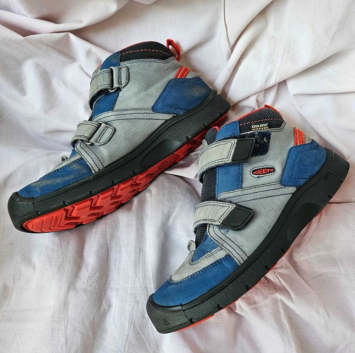 Детски туристически обувки KEEN. Keen.dry waterproof. Размер 37.