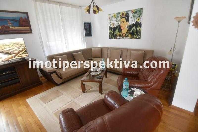 Продава се Къща в Пловдив, Кючук Париж - 200 кв.м за 2500 €/кв.м - Снимка #6