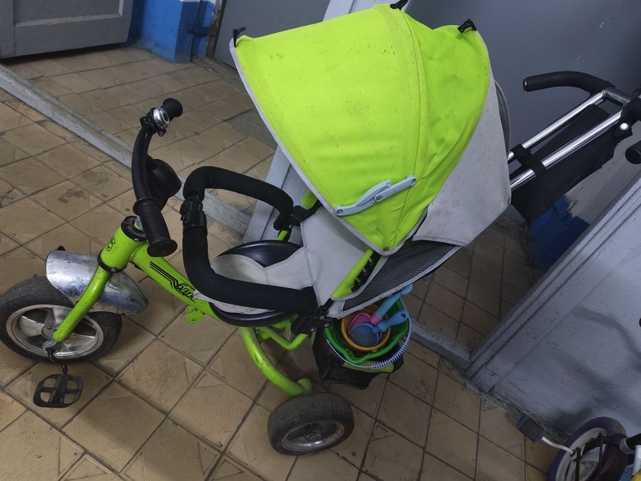 Велосипед коляска ,в отличном состоянии