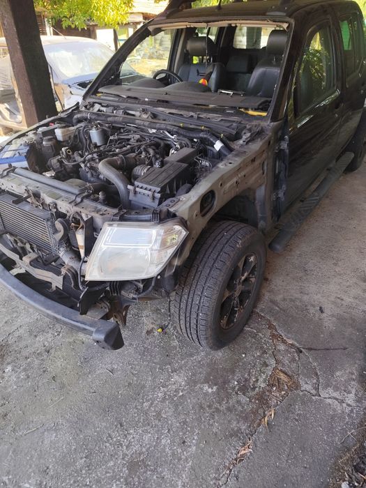 Nissan Navara d40 -2012г-2.5dci-190кс-Автомат