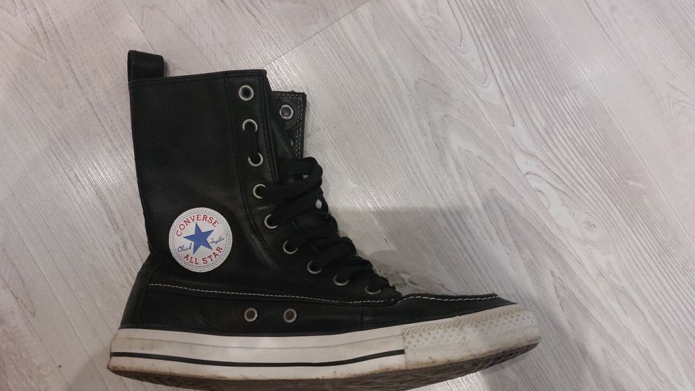 Кецове Convers естествена кожа