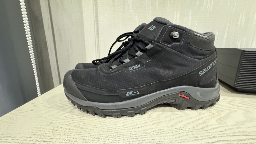 Зимние ботинки Solomon  новые 42р оригинал!
