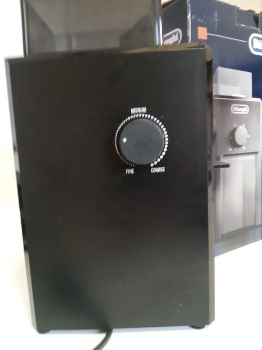 Кофемолка DeLonghi