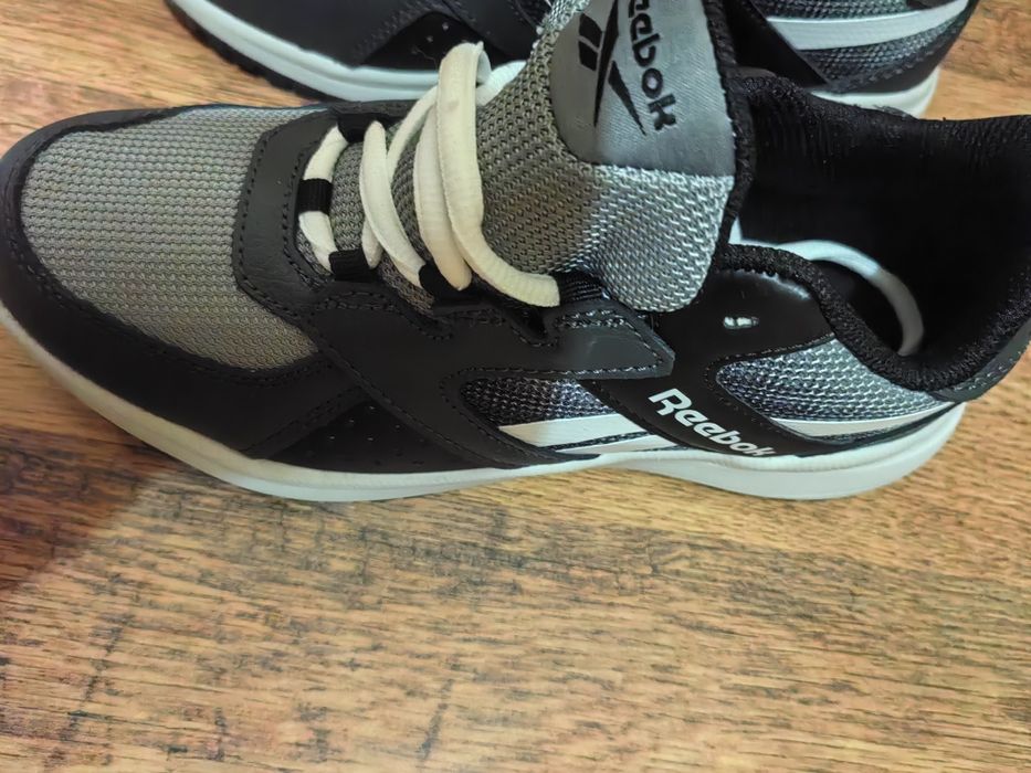 Дамски оригинални маратонки