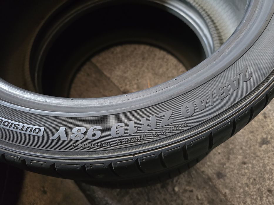 Kumho 245/40 R19 98Y vară