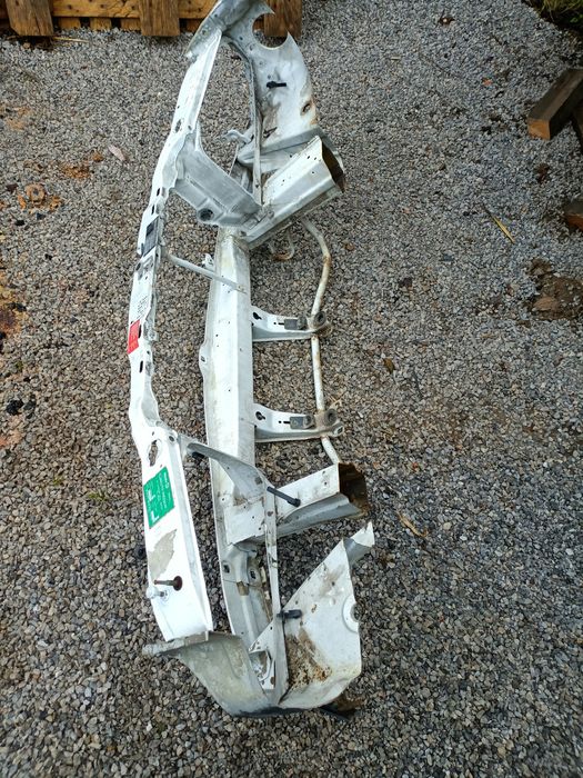 Части за Мерцедес 124