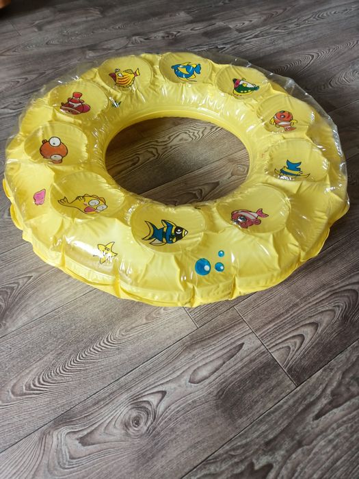 Надувной  плавательный круг