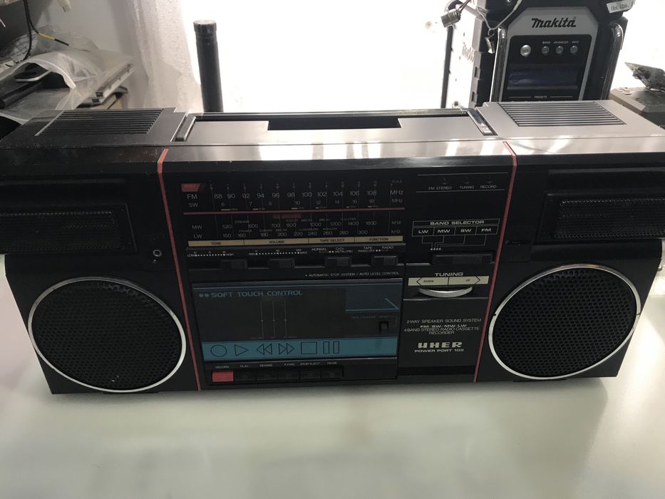 Radiocasetofoane de colecție, vând.