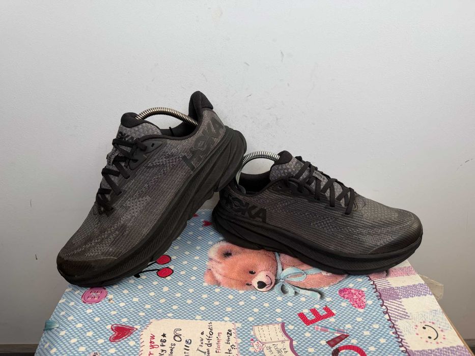 Hoka One One Y Clifton 9 Youth''оригинални маратонки 39 номер