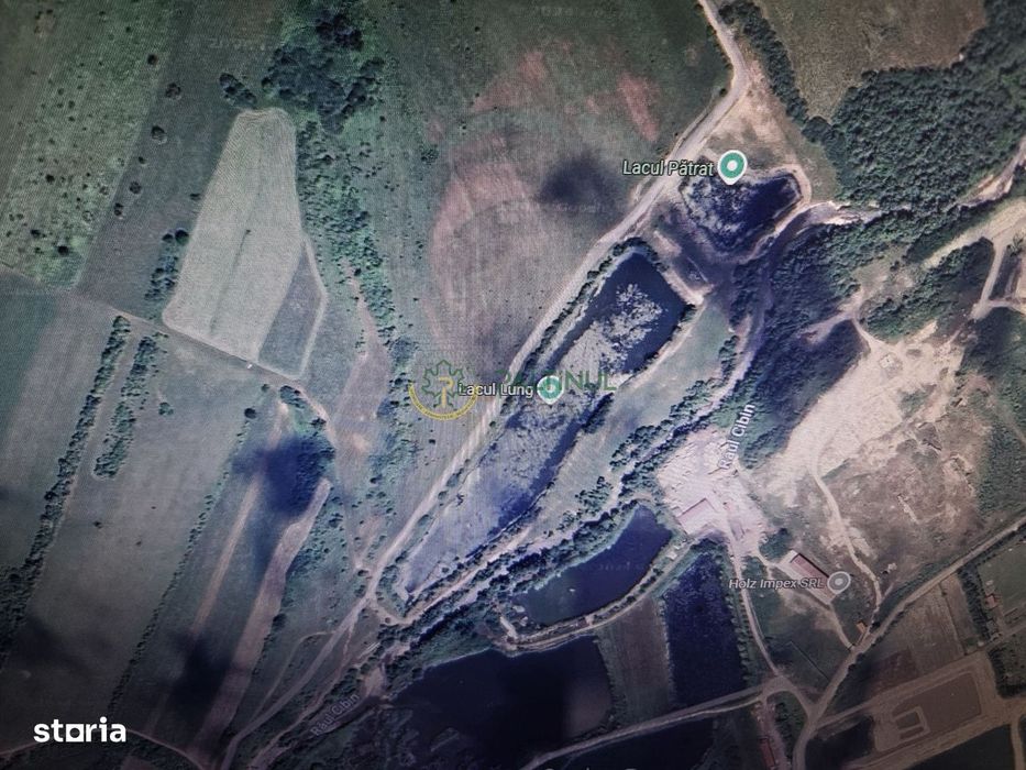 Teren 34000 mp cu luciu de apă 24.000 mp de vânzare în Orlat