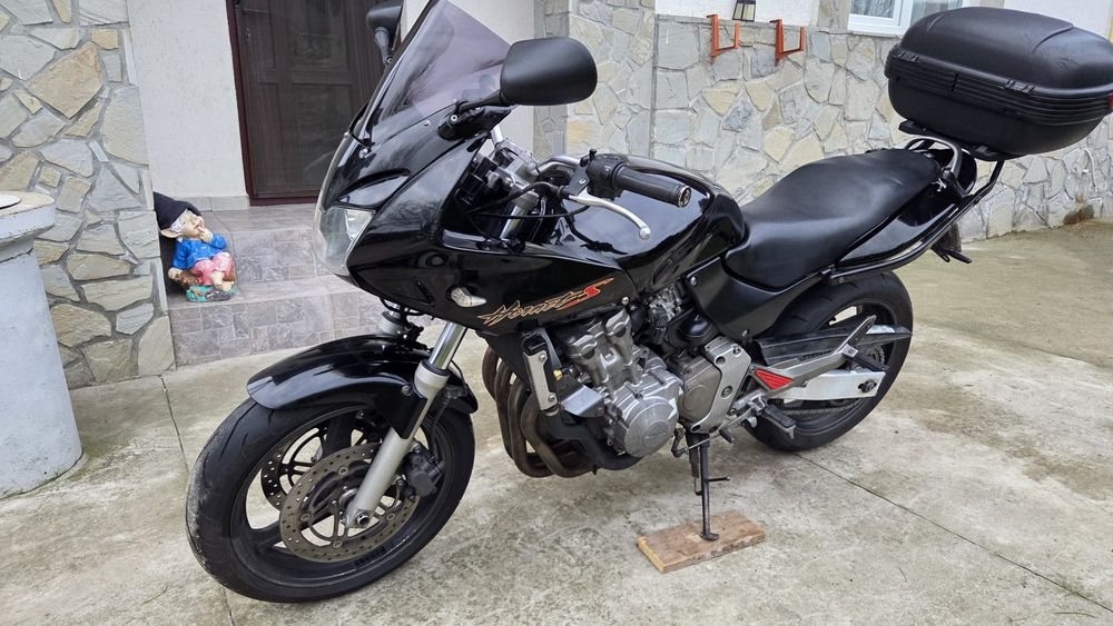 Honda Hornet 600cm, cauciucuri noi, gata de sezon, stare foarte bună