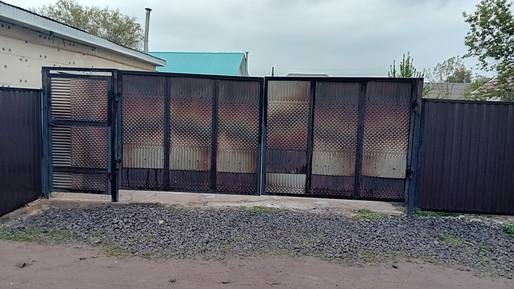Продам ворота б/у