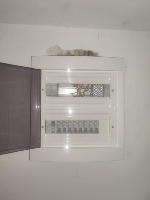 Electrician autorizat