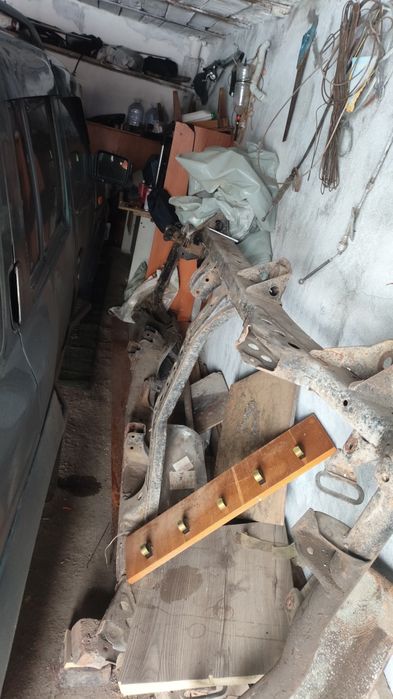 Продам раму Террано 1