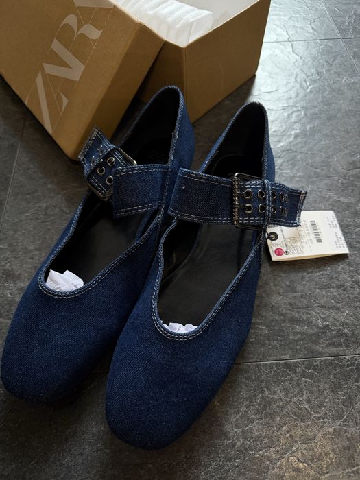 Балетки из денима Zara