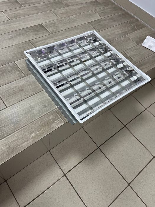 Потолочные светильники