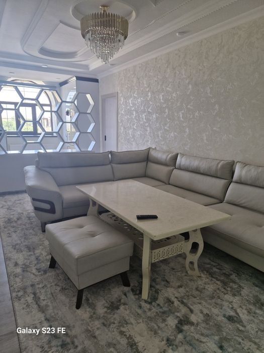 Сдам в арнду 3 комнатную квартира  в новостройке