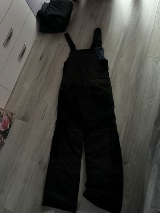 Salopeta băieți  arata impecabil