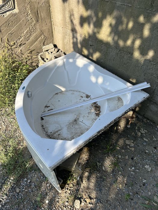 продам ванну б/у
