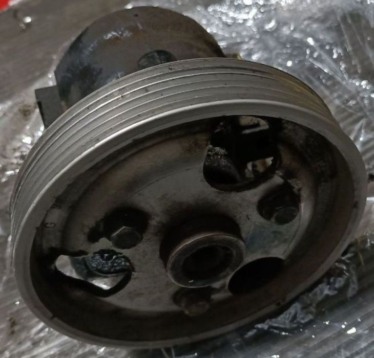 Pompă servodirecție:master,vivaro... Bluza jucări