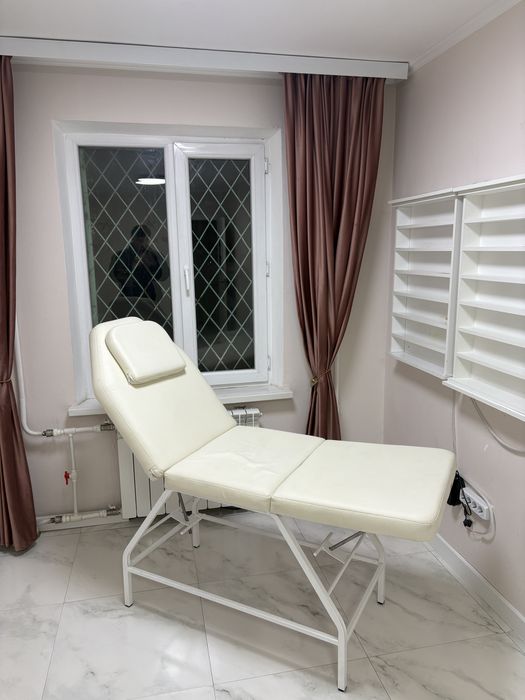 Продается кушетка