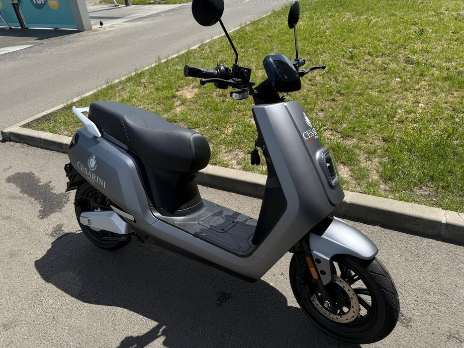 Scuter  Gente Electric LX05
