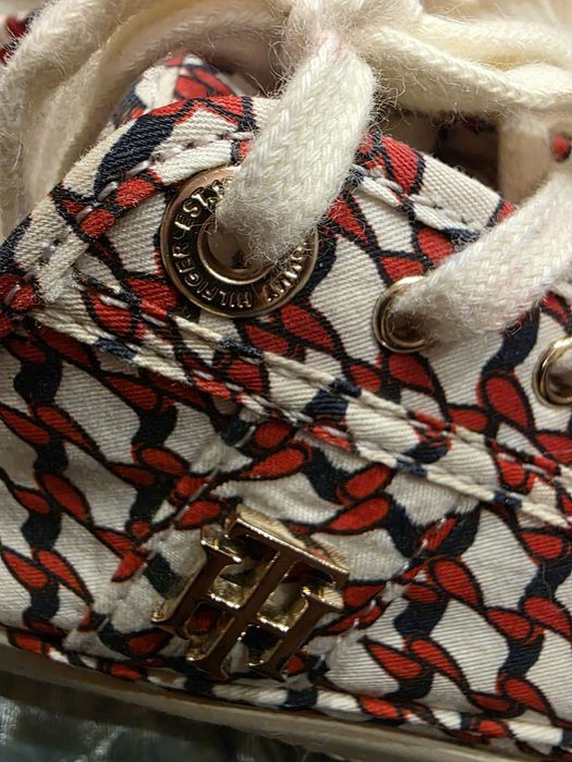 Кецове Tommy Hilfiger , 38 номер