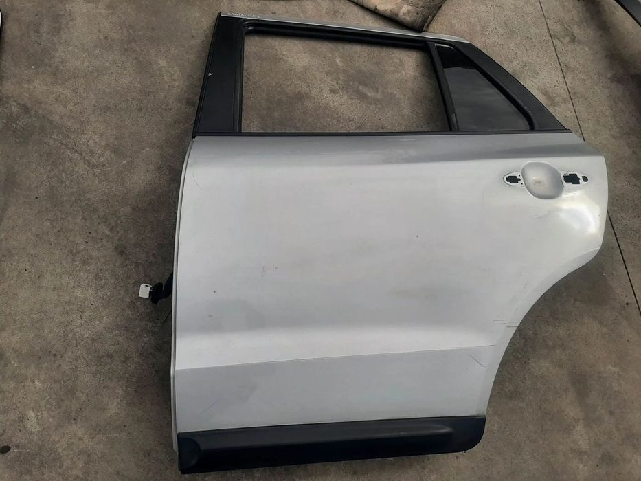 usa portiera stanga spate hyundai santa fe 2 cm