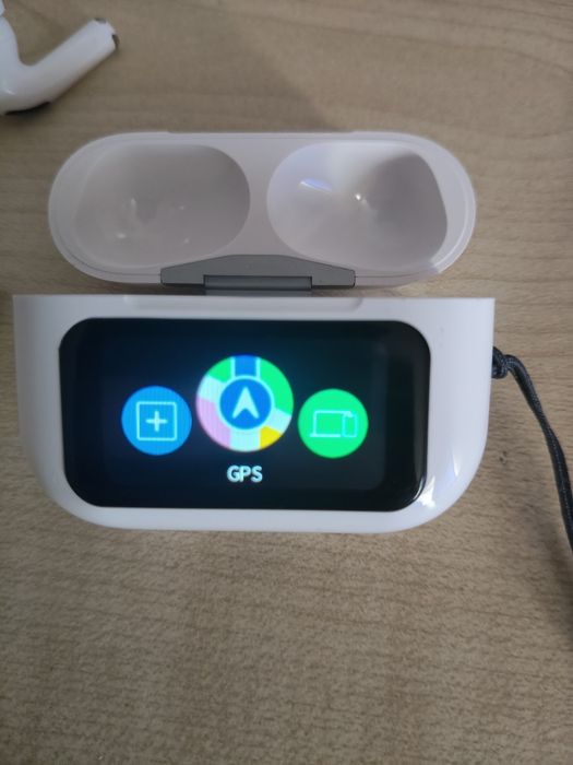 căști wireless cu ecran