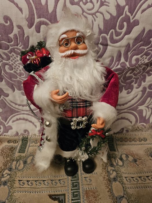 Новогодний Дед мороз