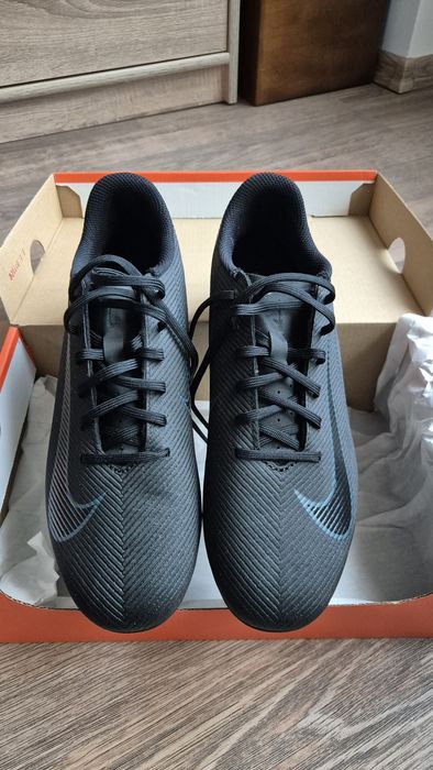 Бутонки Nike - чисто нови