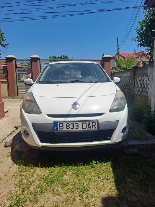 RENAULT Clio