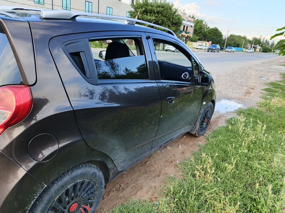 Spark  Chevrolet