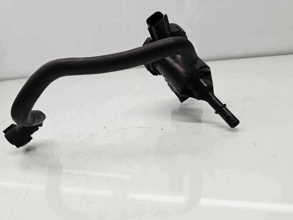 Supapa combustibil Mercedes Clasa C (W205) [Fabr 2014-prezent] A001476