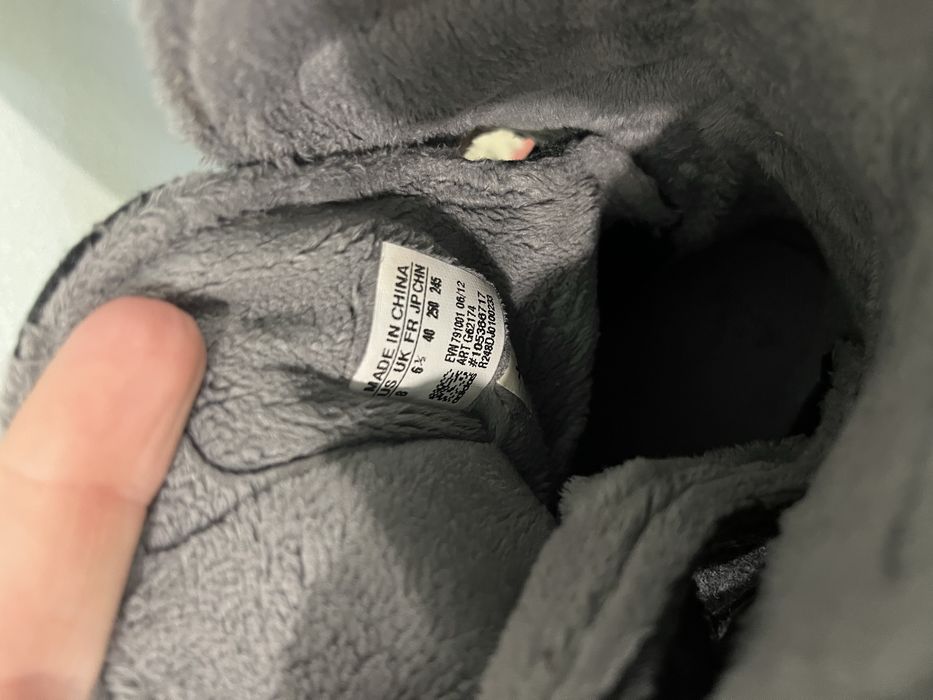 Зимни обувки adidas