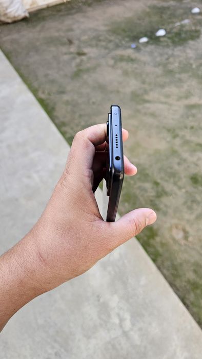 Pocco x4 Pro 5g 8+4/256