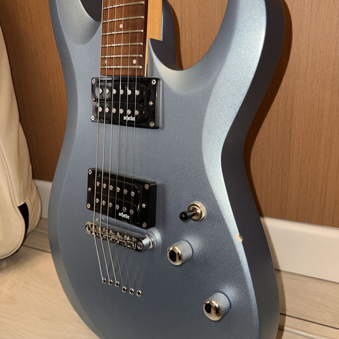 Электрогитара Schecter C-6 Deluxe + Roland Micro Cube