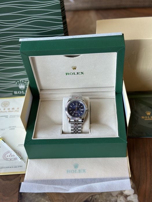 Rolex Datejust “Blue Motif” 41 mm