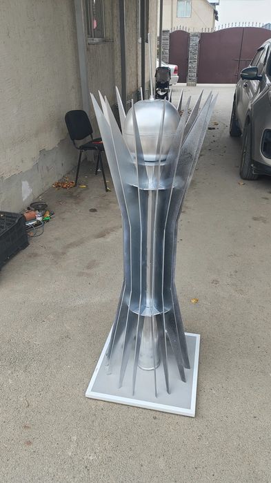 Манумент Батерек, макет для школ