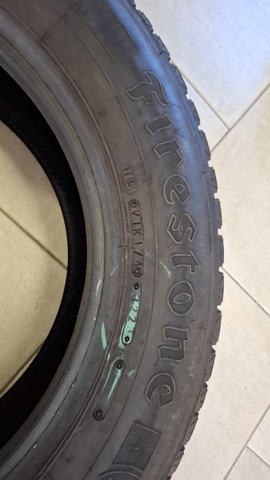 Единична зимна бусова гума  Firestone 215 60 16C