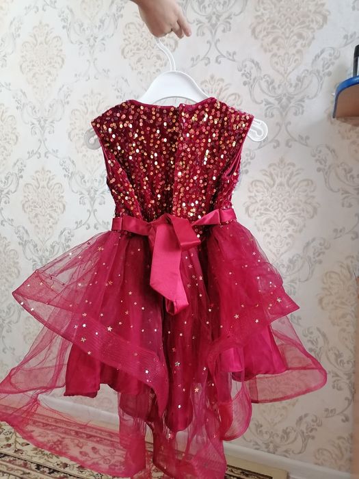 Нарядное платье детское
