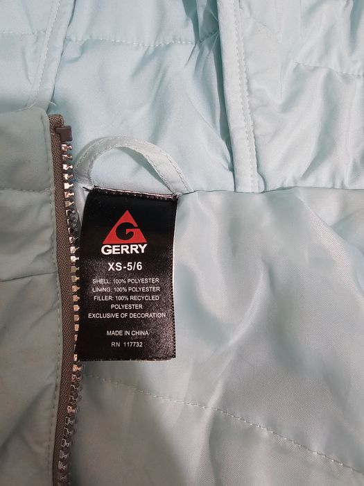 Продается куртка демисезонная на девочку