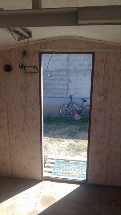 Продам  контейнер