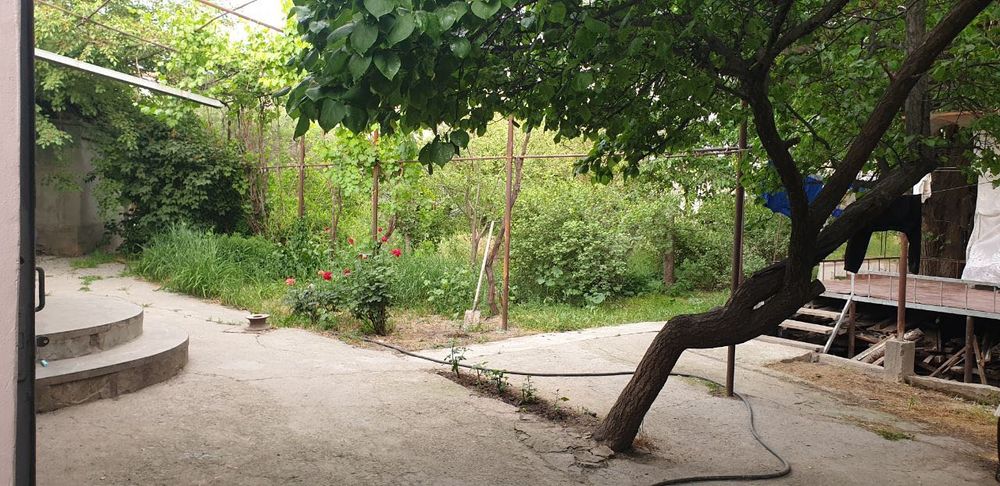 Продаётся дом 12,5 соток на улице Мухтара Ашрафи