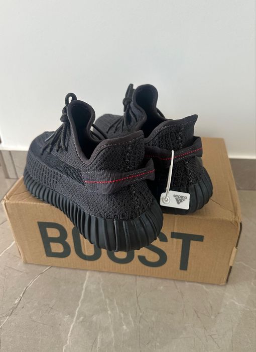 Yeezy Boost 350 V2