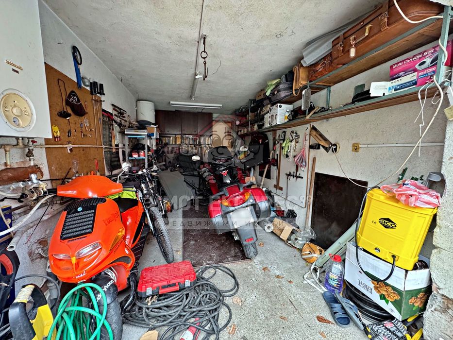 Продава се Етаж от къща в Асеновград - 160 кв.м за 1000 €/кв.м - Снимка #22