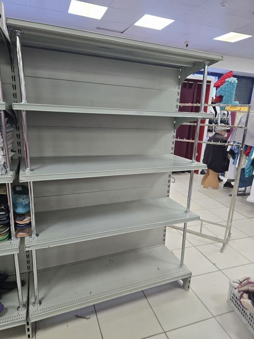 Продам стеллажи 45000